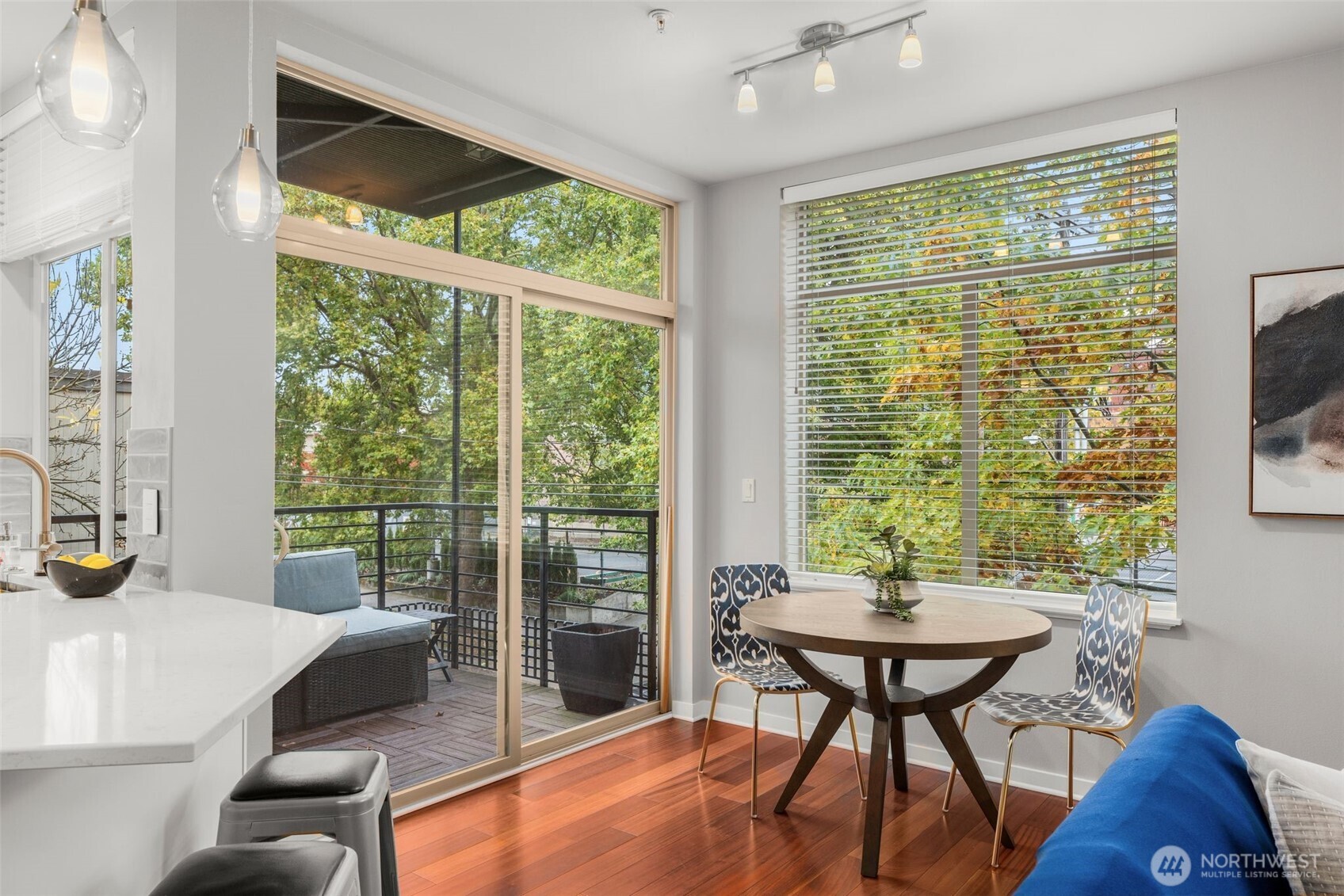 200 W Comstock Street Unit: 303