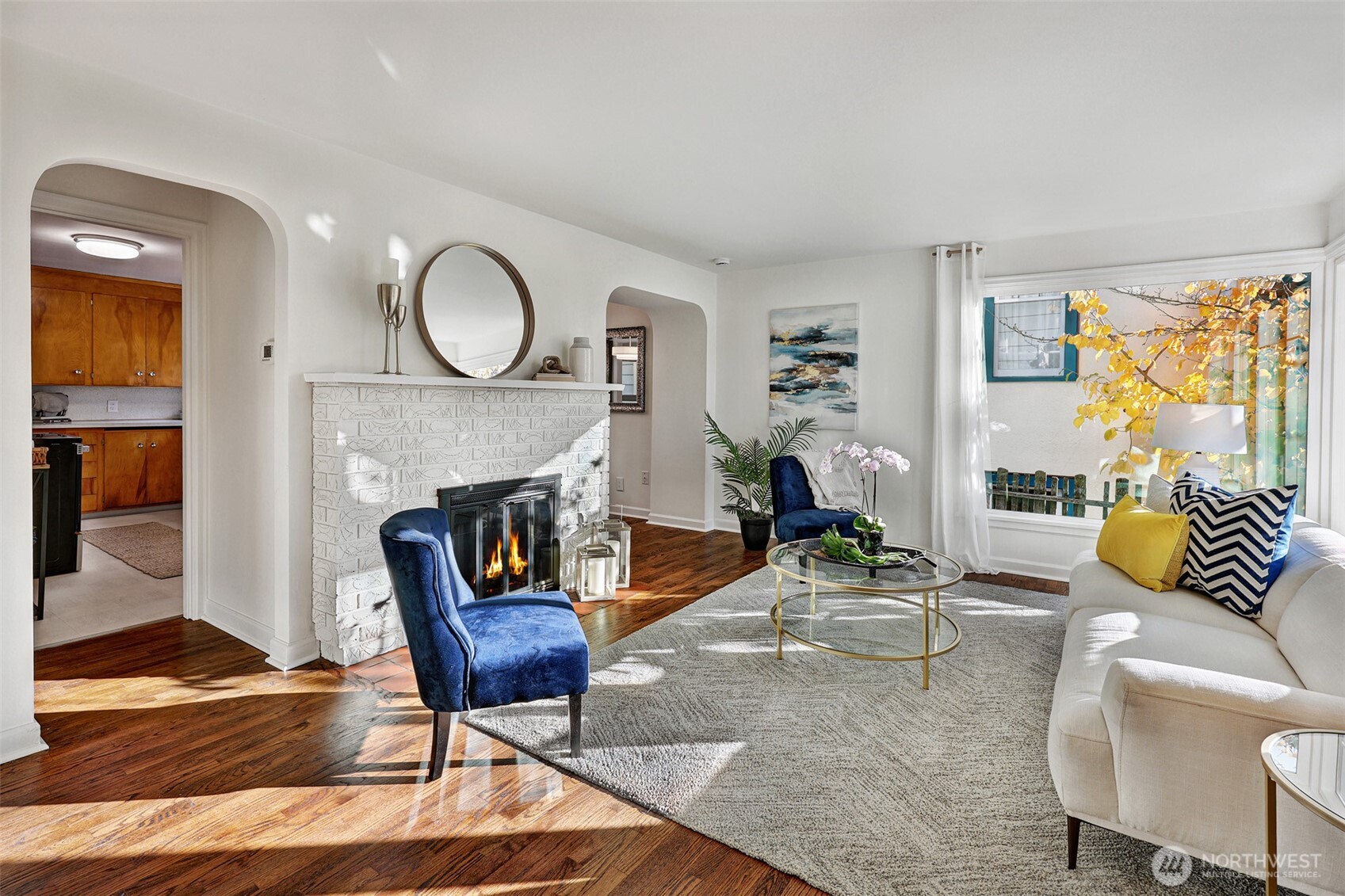 11034 Evanston Avenue N