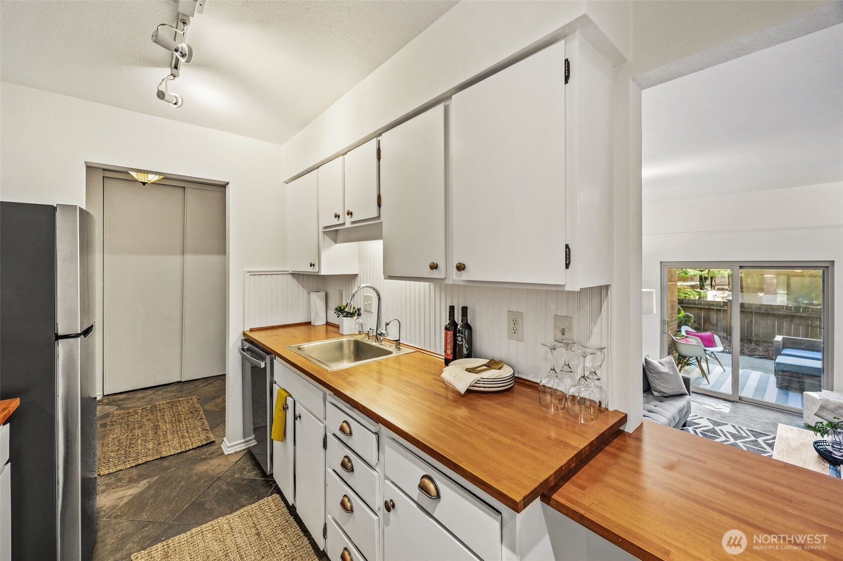 2301 NE 65th Street Unit: 202