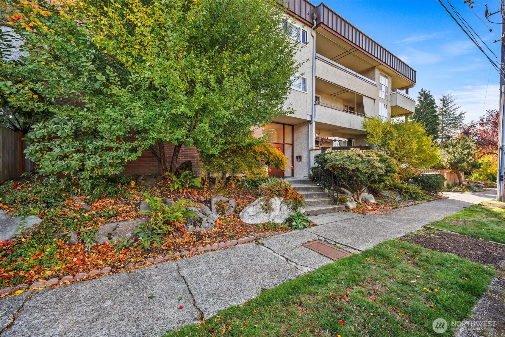 2301 NE 65th Street Unit: 202