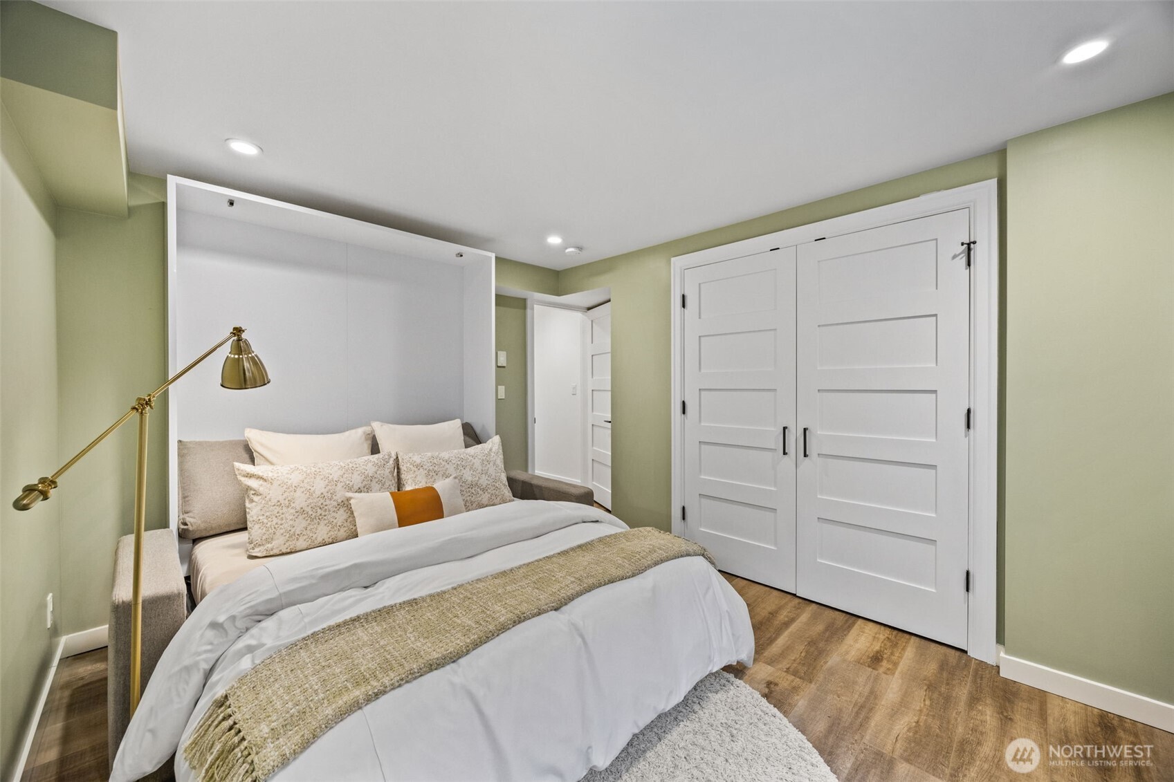 7611 W Green Lake Drive N