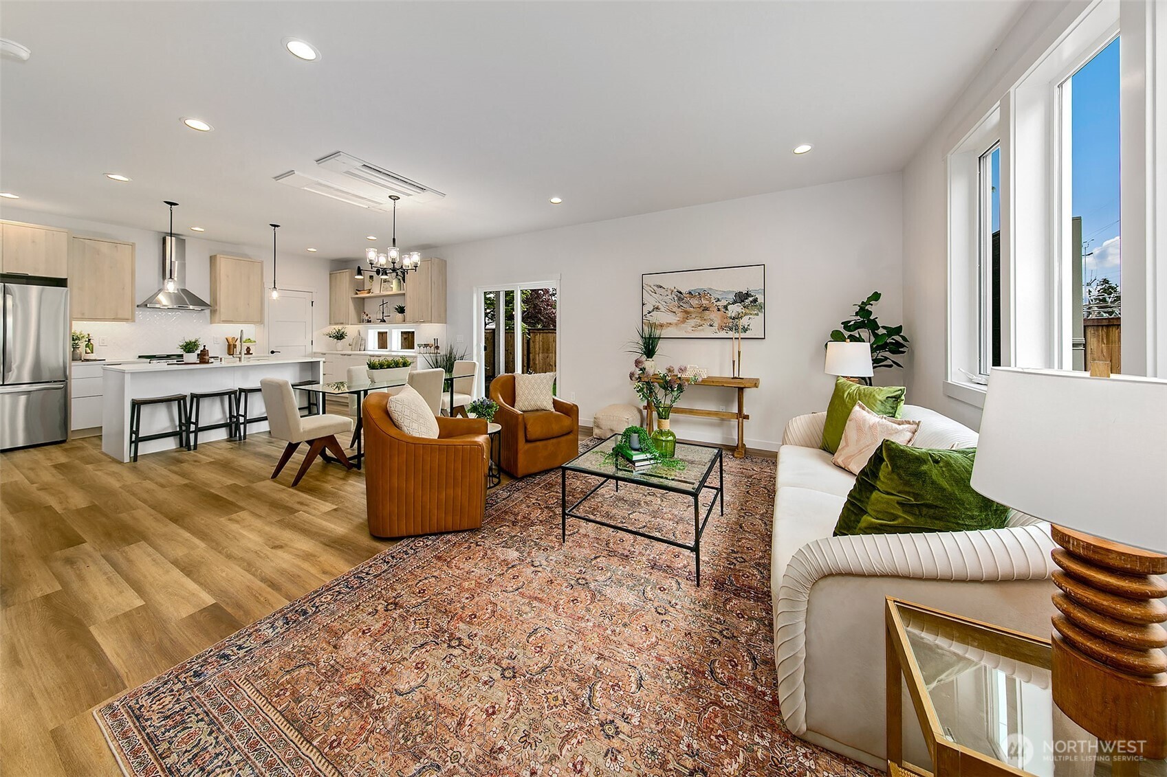 10706 Fremont Avenue N