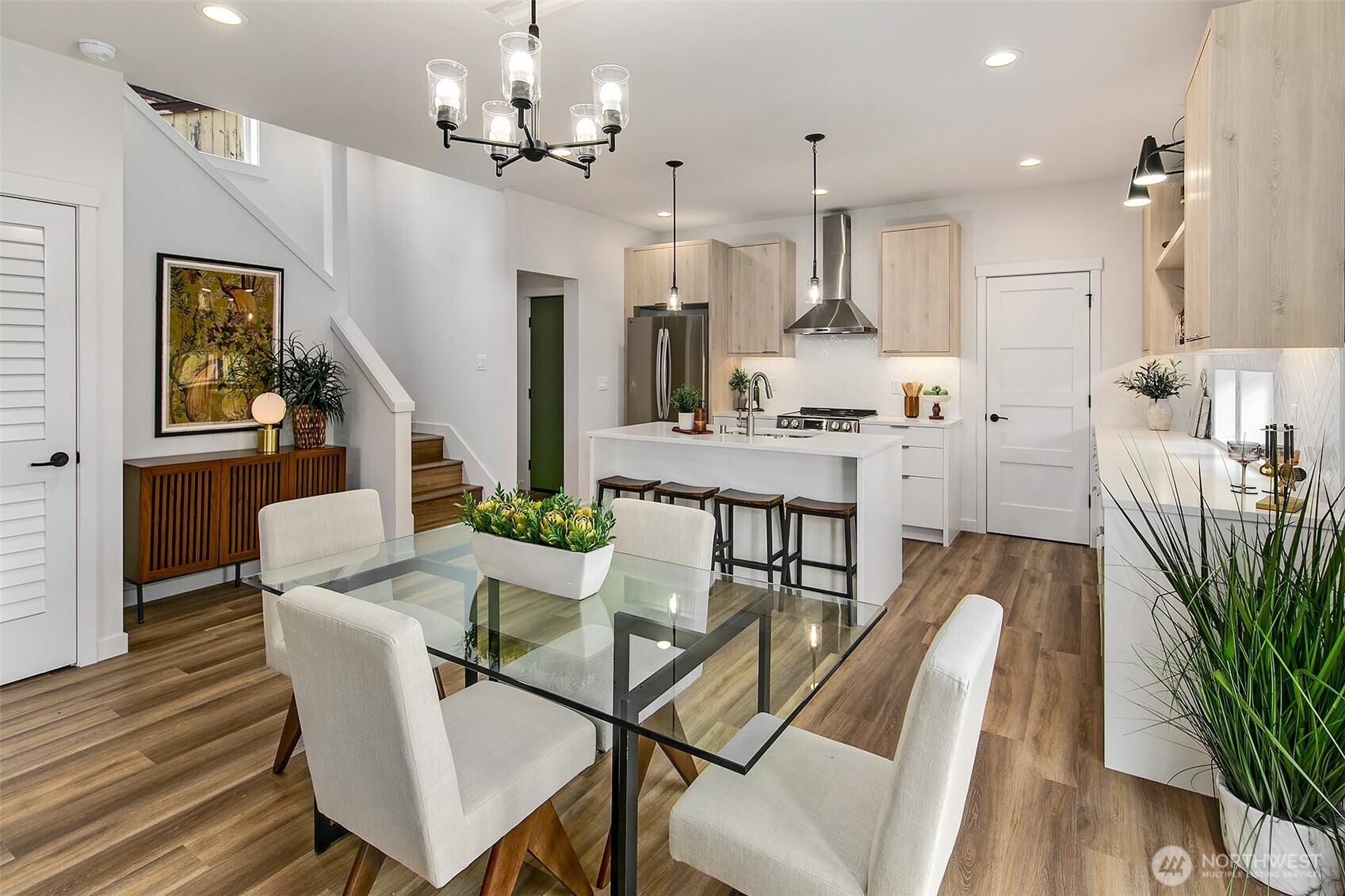 10706 Fremont Avenue N