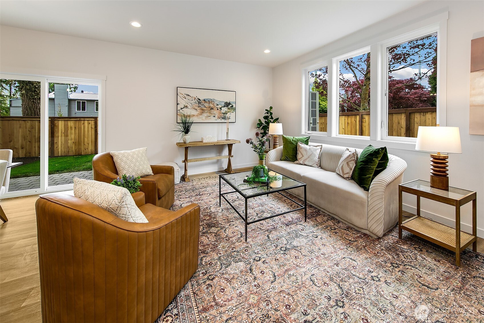 10706 Fremont Avenue N