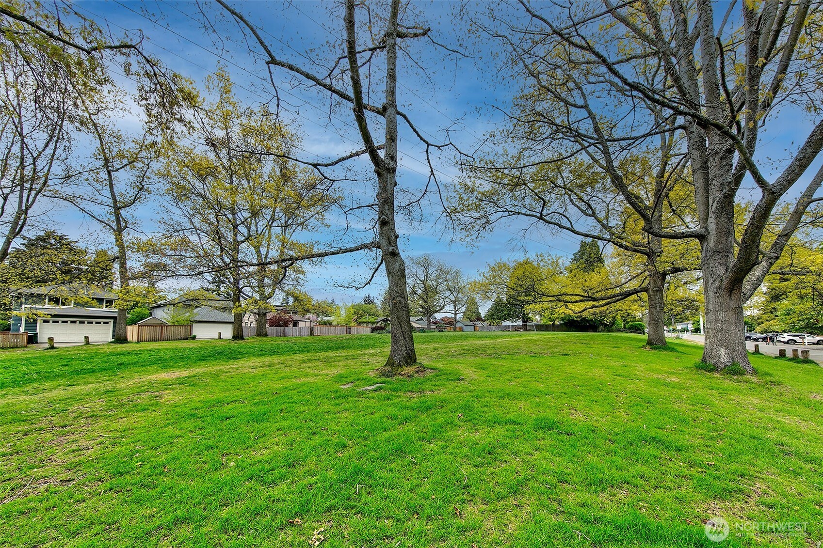 10706 Fremont Avenue N