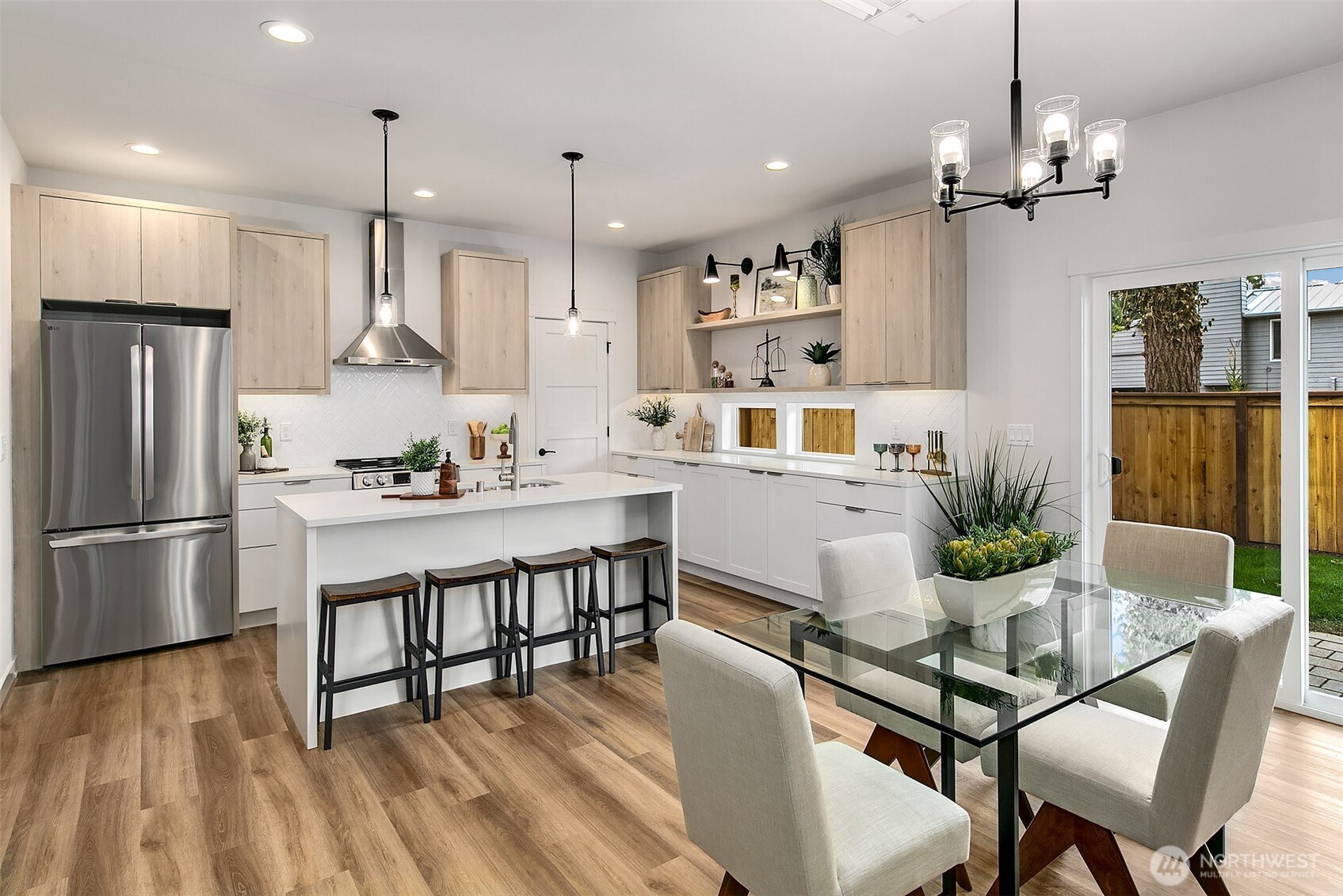 10706 Fremont Avenue N