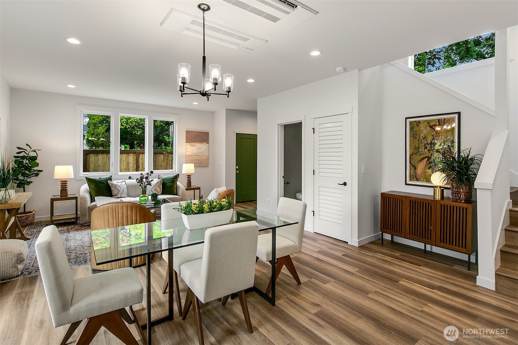 10706 Fremont Avenue N