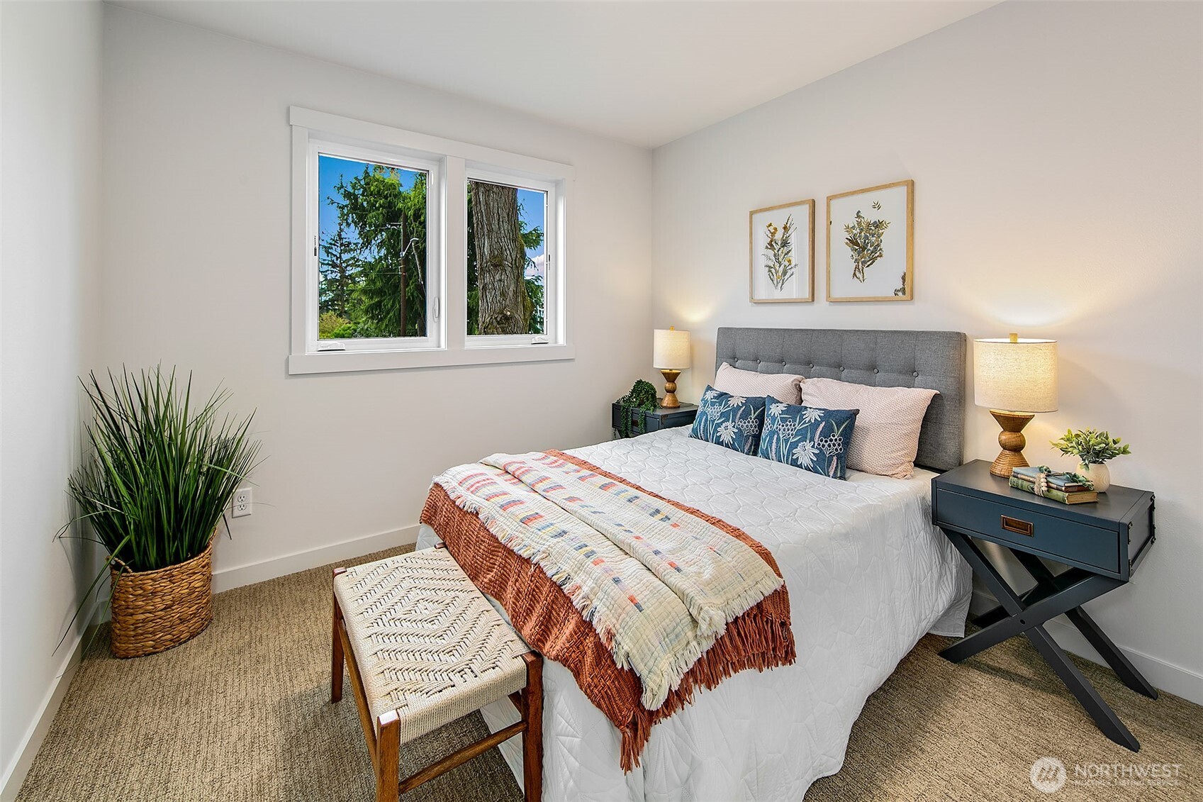 10706 Fremont Avenue N