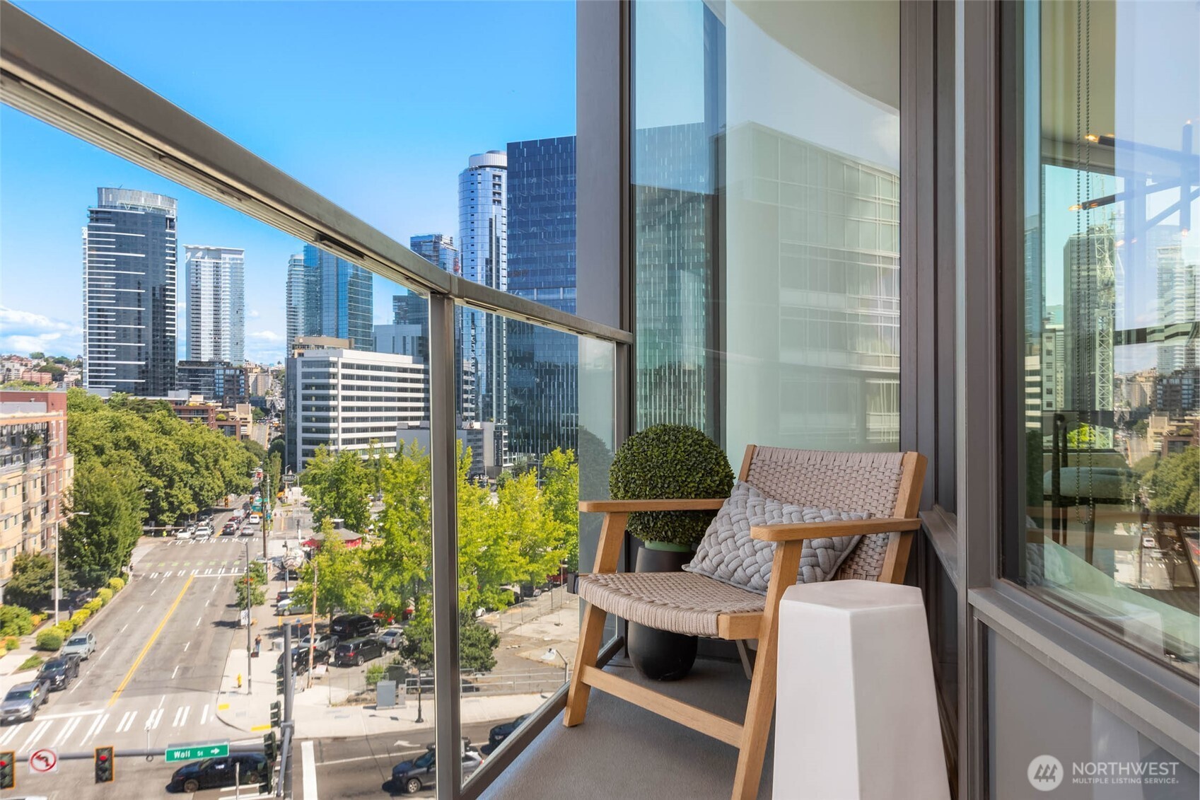 2510 6th Avenue Unit: 602