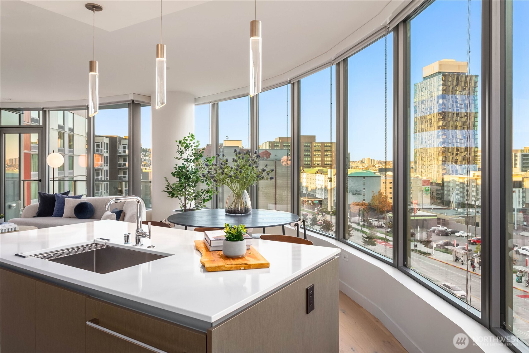 2510 6th Avenue Unit: 602