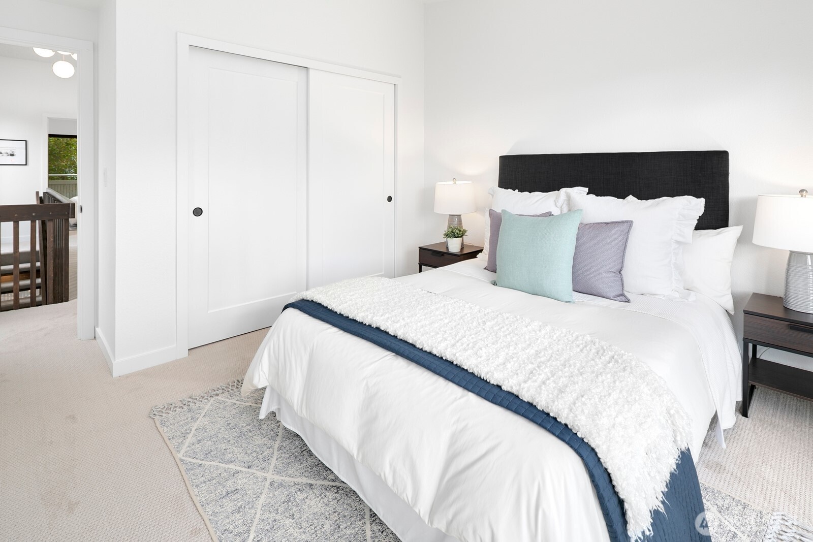 1514 Nob Hill Avenue N