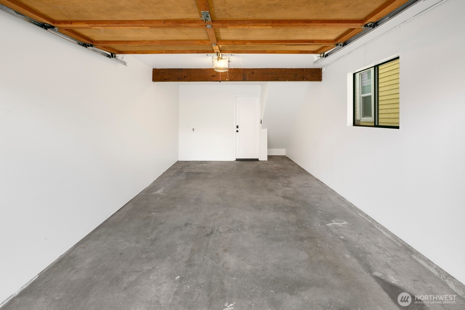 1514 Nob Hill Avenue N