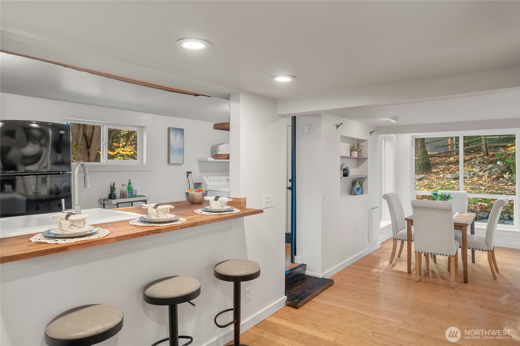 10746 Densmore Avenue N