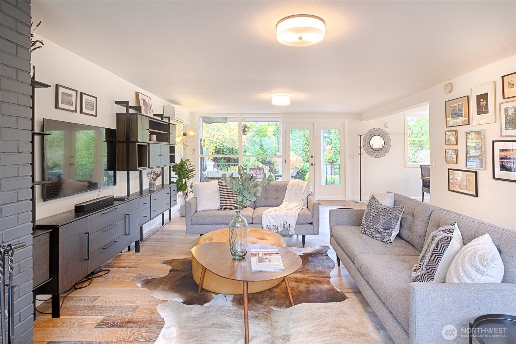 4521 SW Henderson Street