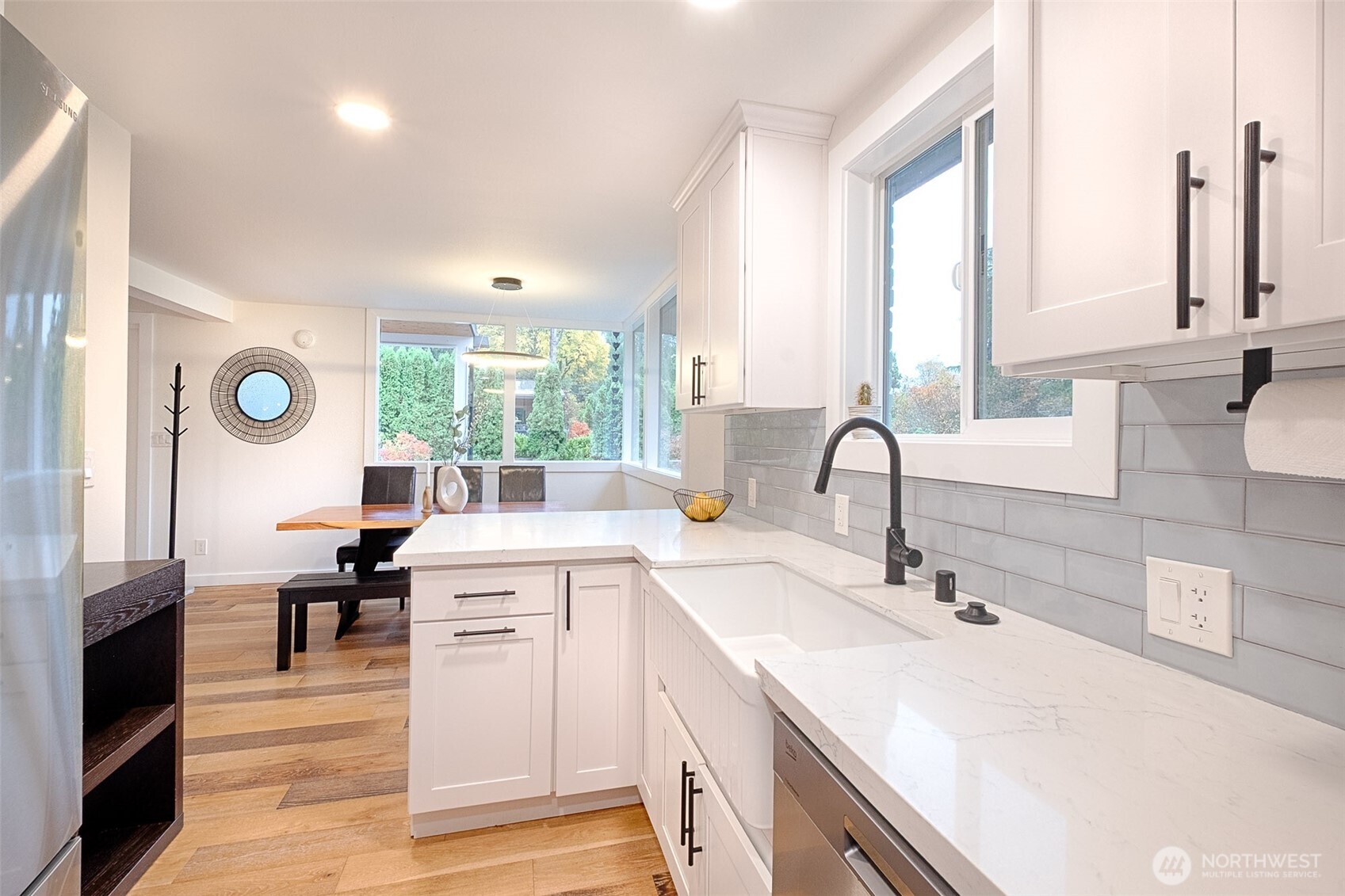 4521 SW Henderson Street