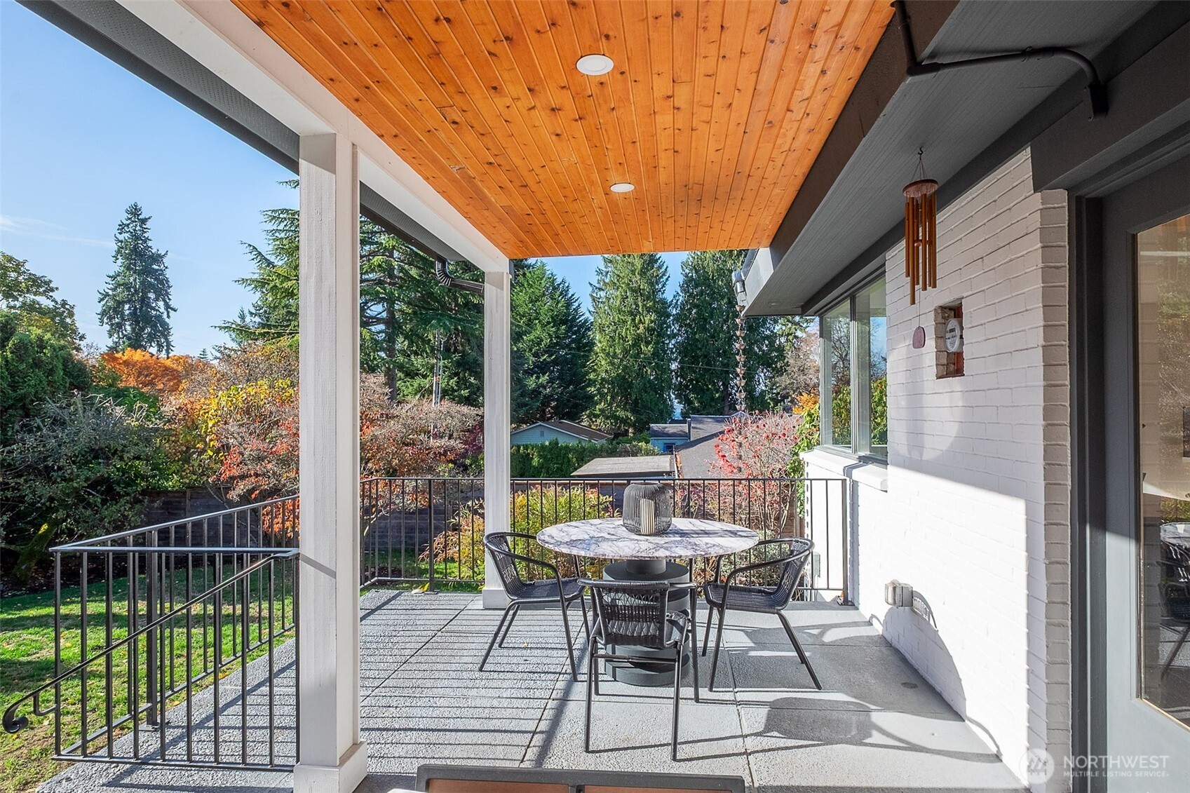 4521 SW Henderson Street