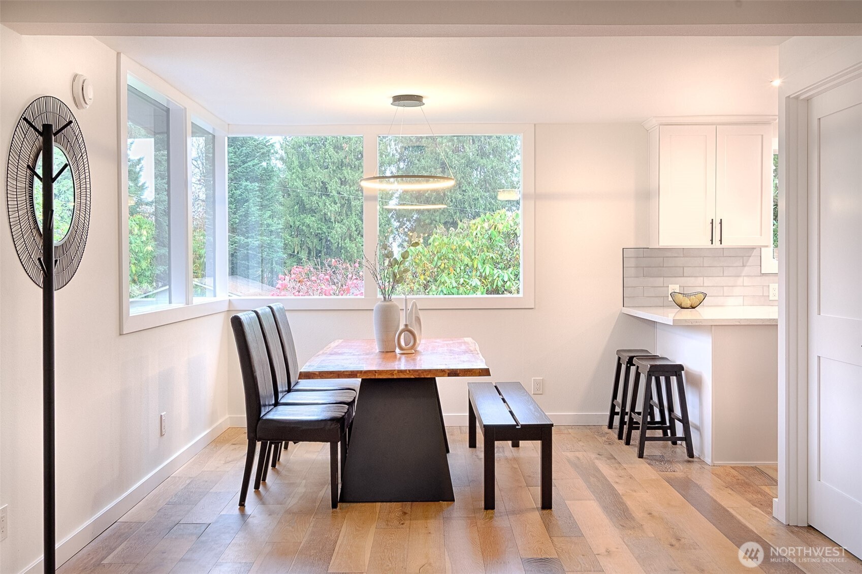 4521 SW Henderson Street