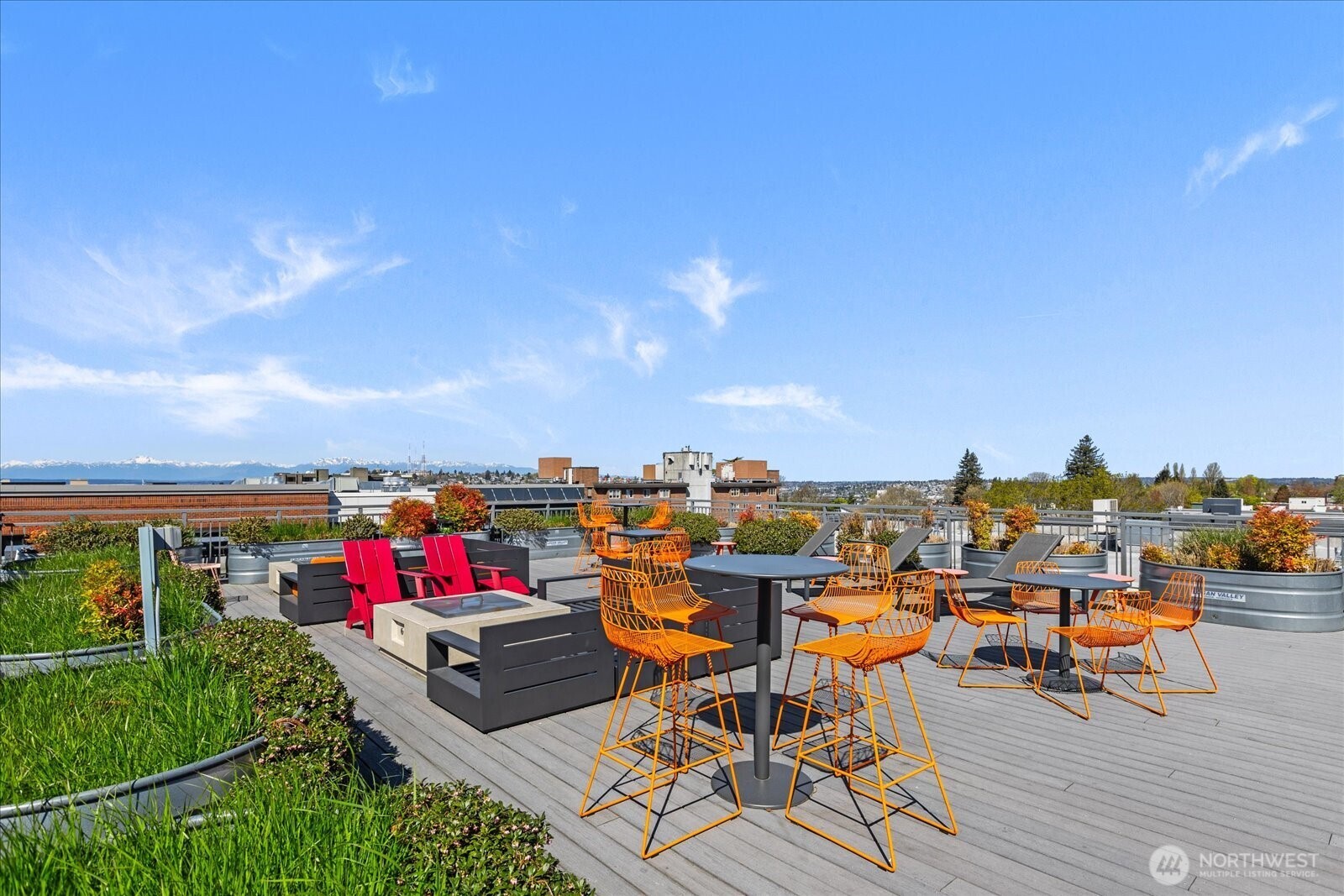 530 Broadway E Unit: 406