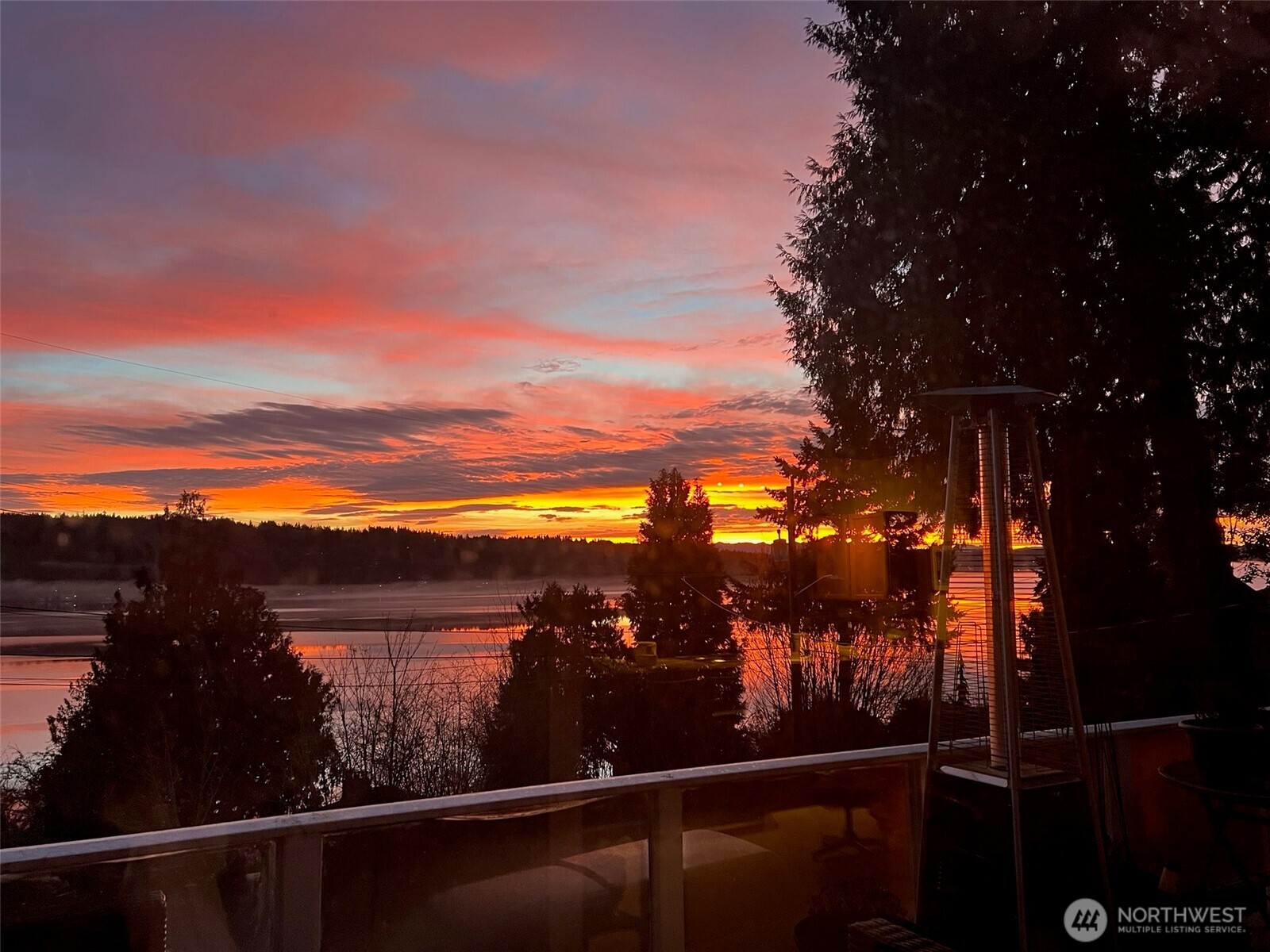 11737 Lakeside Avenue NE