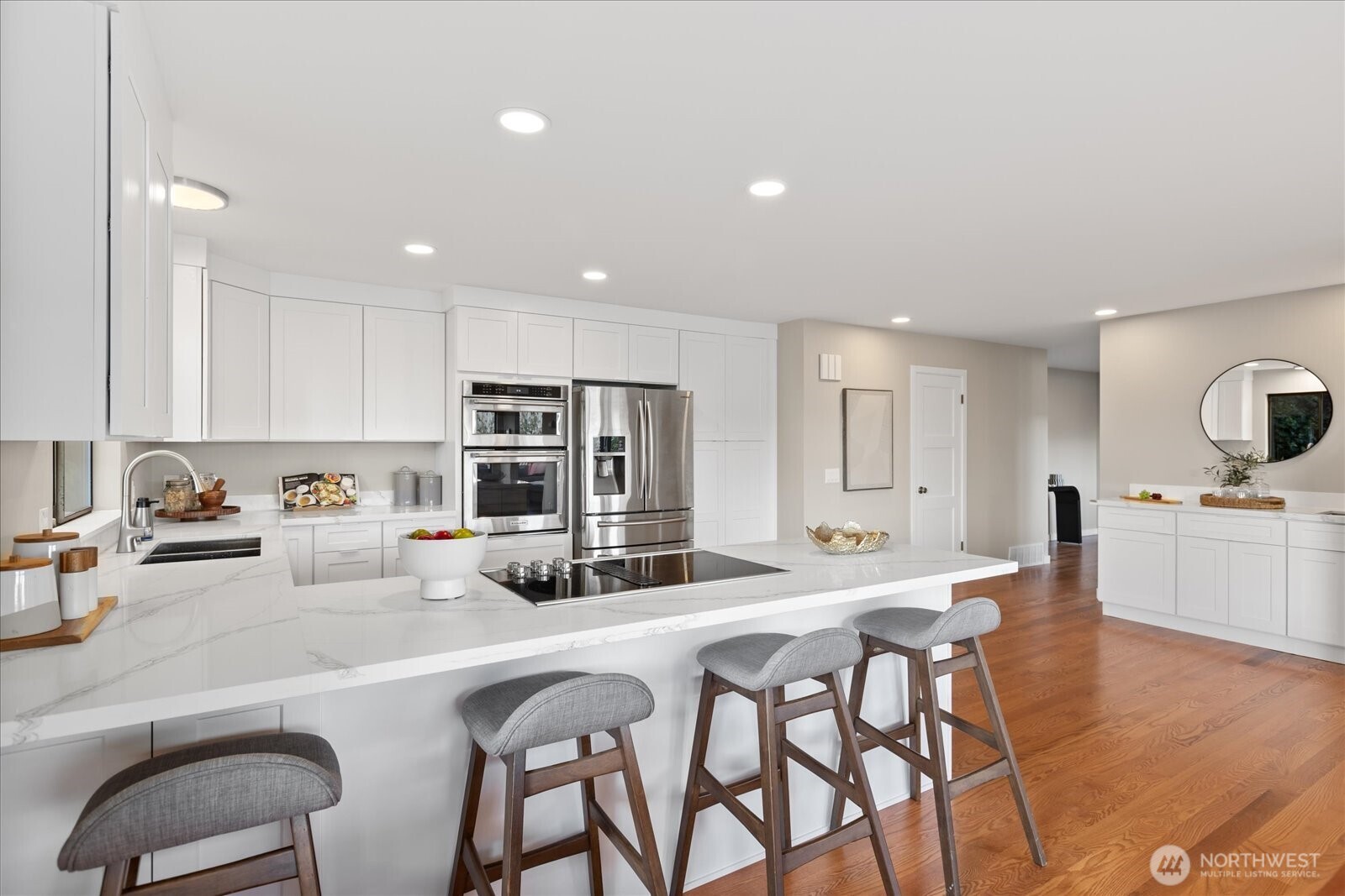 11737 Lakeside Avenue NE