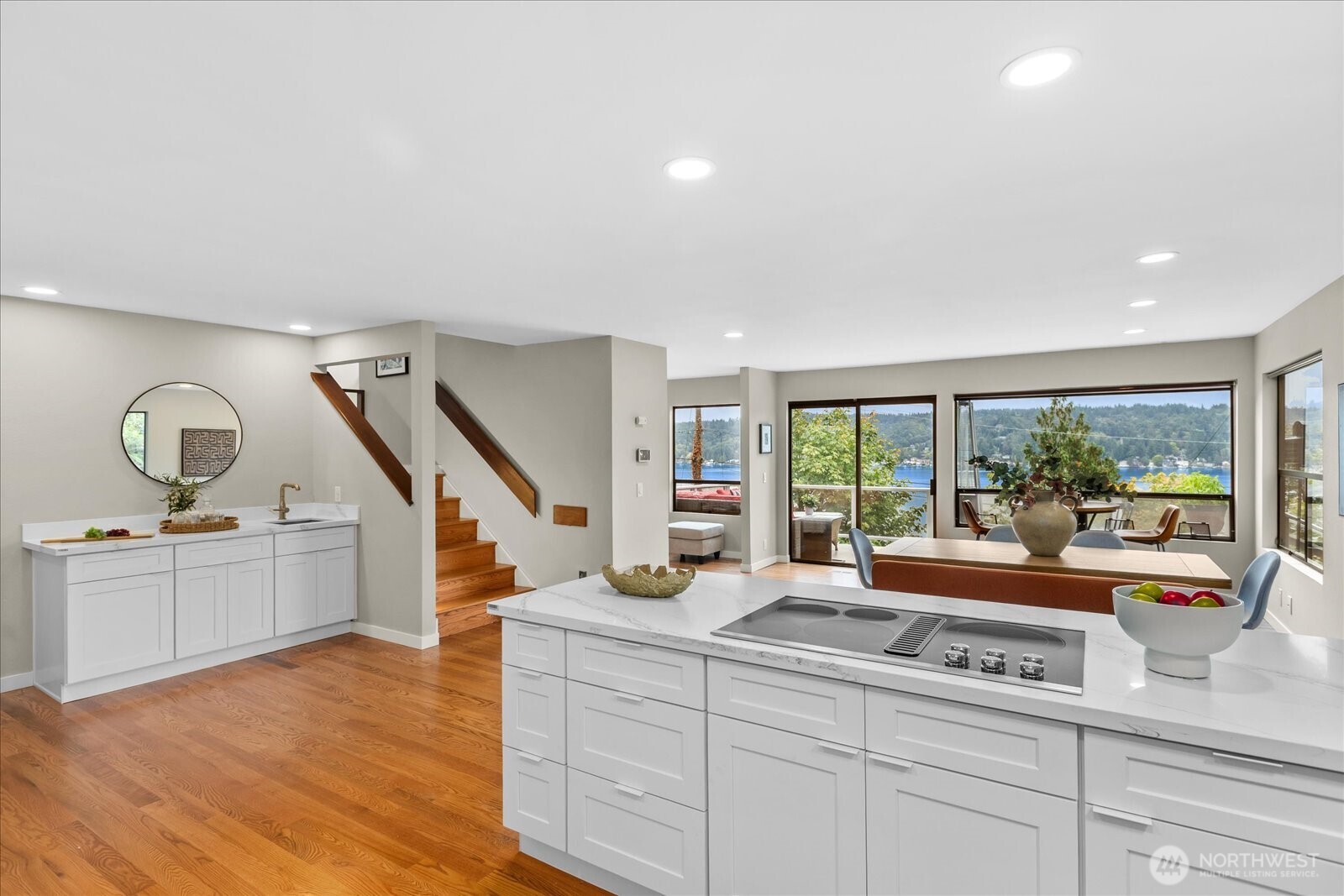 11737 Lakeside Avenue NE