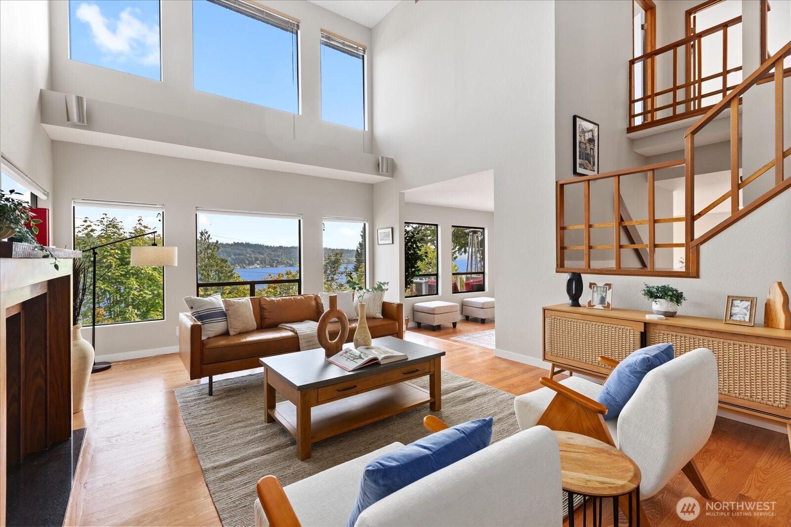 11737 Lakeside Avenue NE