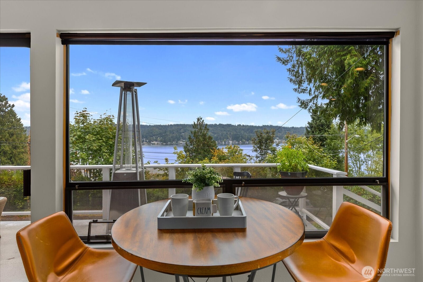 11737 Lakeside Avenue NE