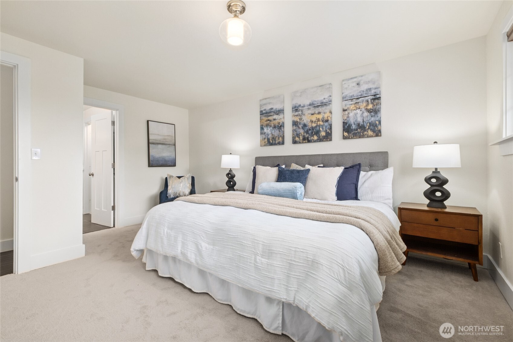 4703 S Hudson Street