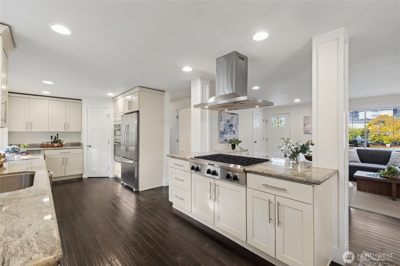 4703 S Hudson Street