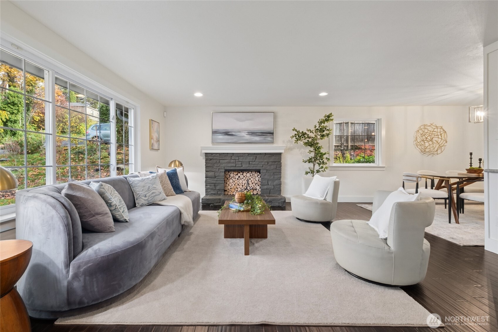 4703 S Hudson Street