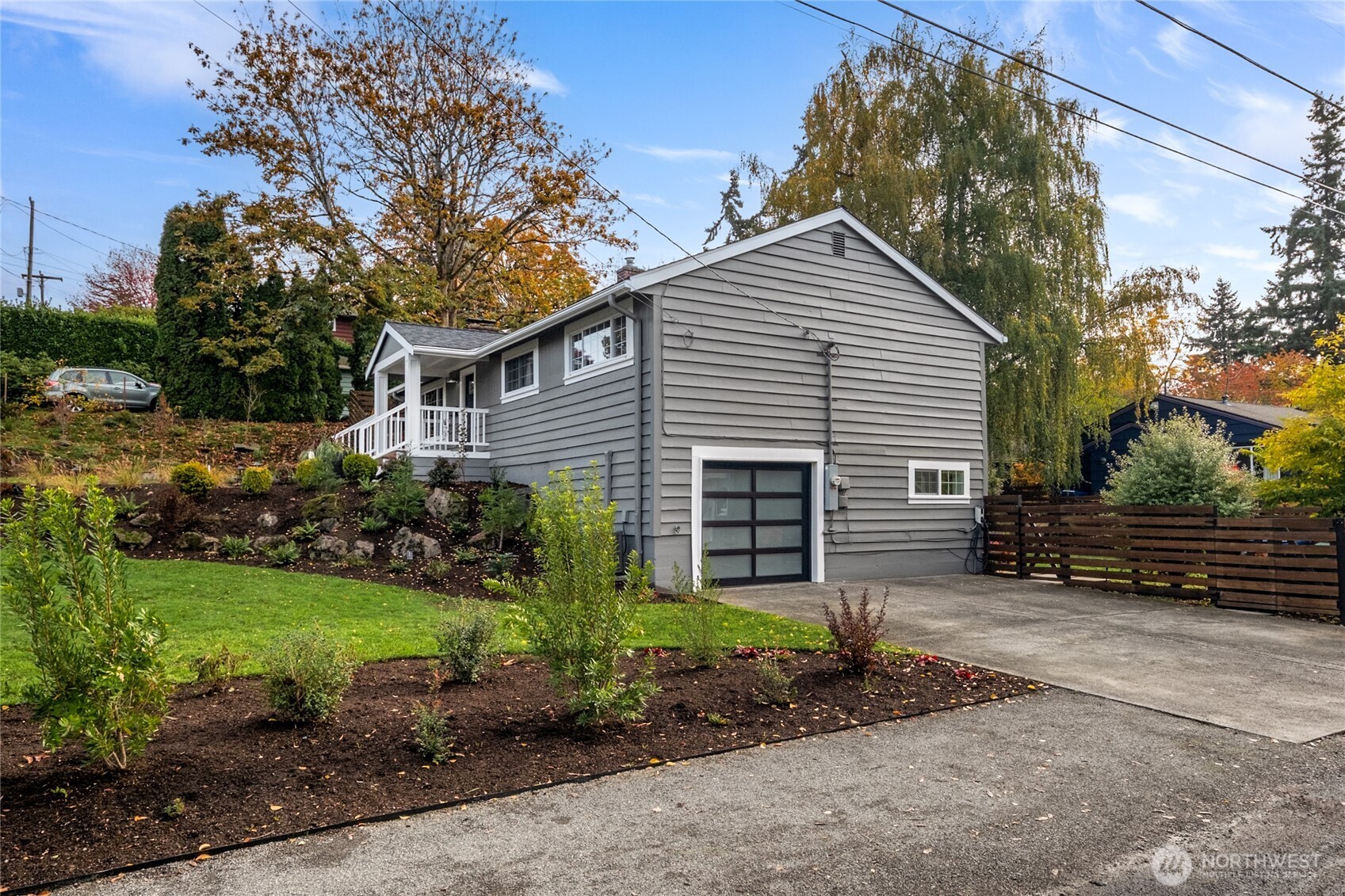 4703 S Hudson Street