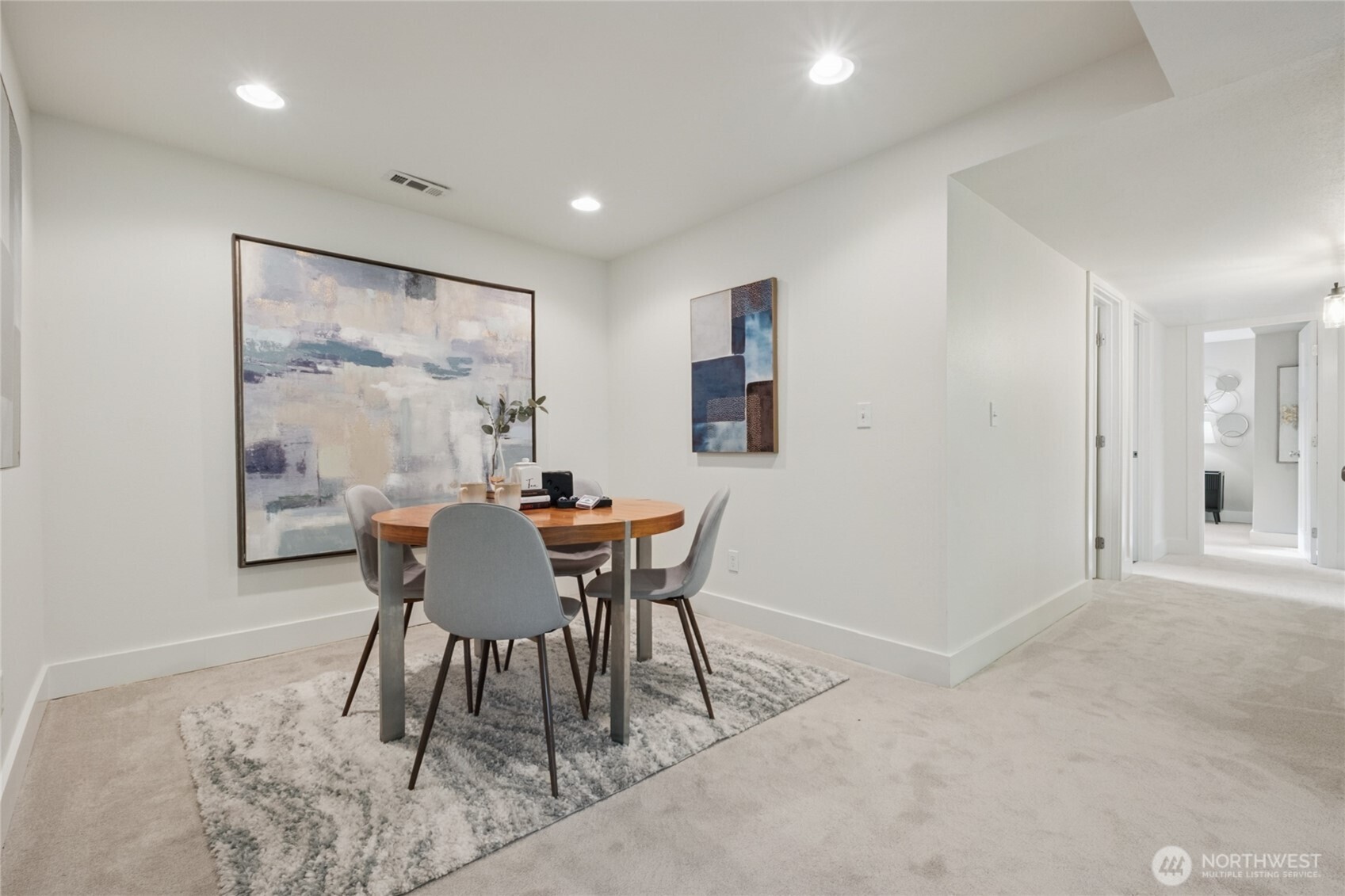 4703 S Hudson Street