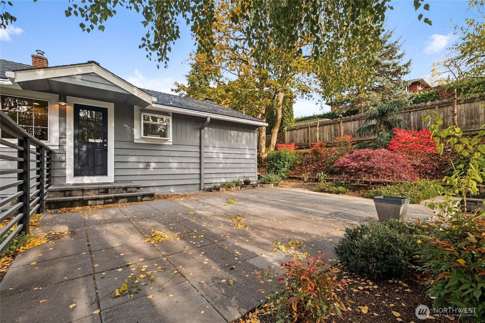 4703 S Hudson Street