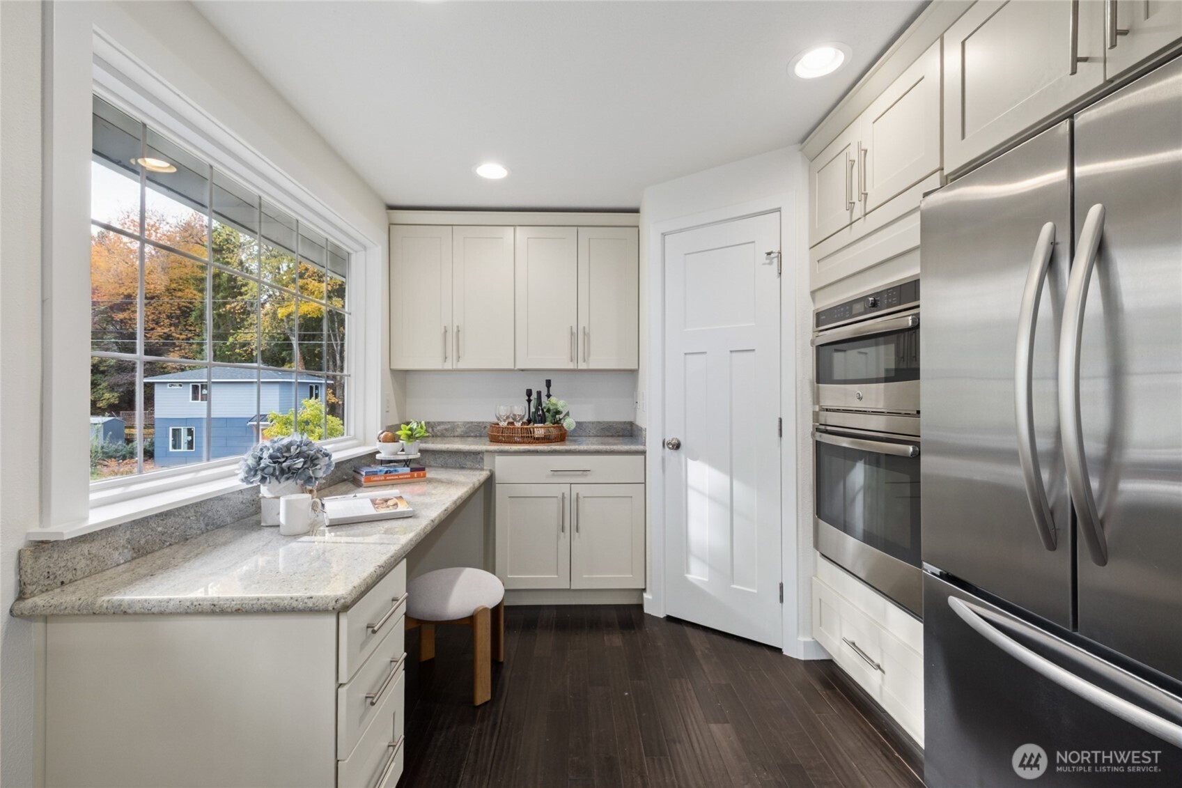 4703 S Hudson Street