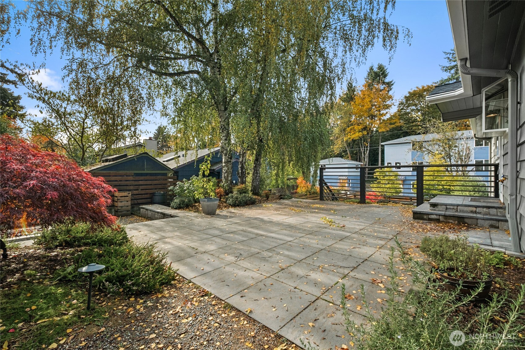 4703 S Hudson Street