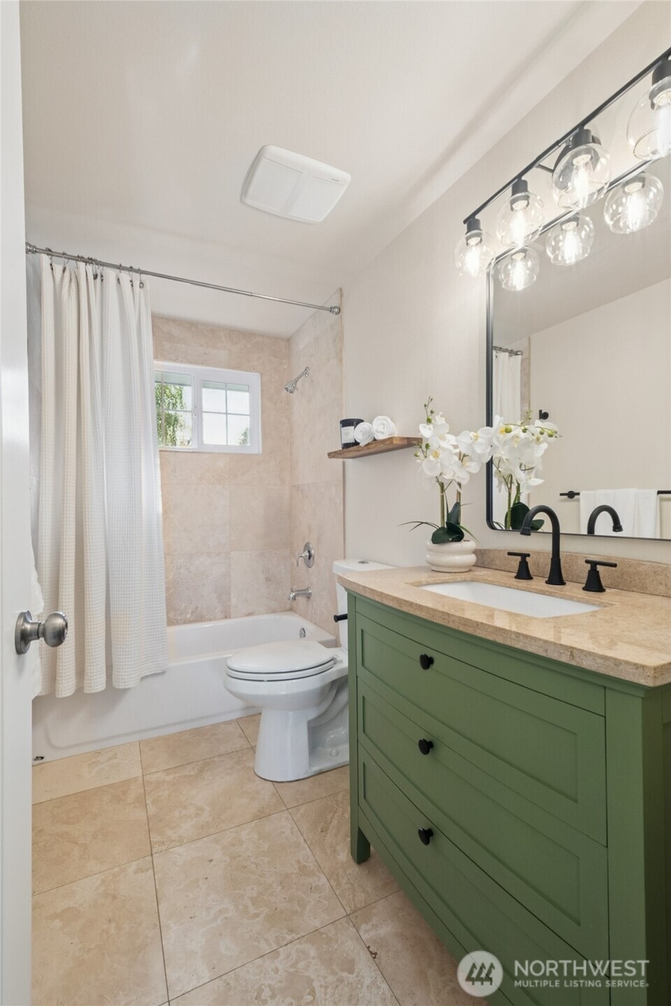 4703 S Hudson Street