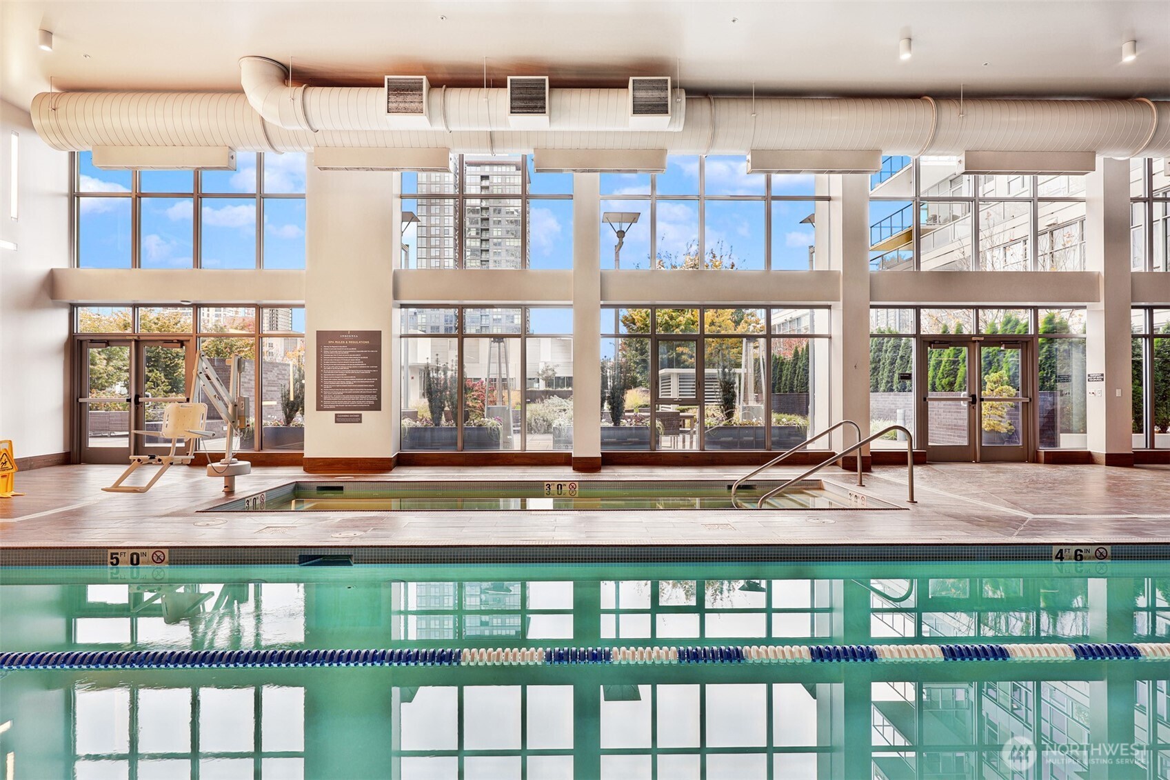 588 Bell Street Unit: 2008S