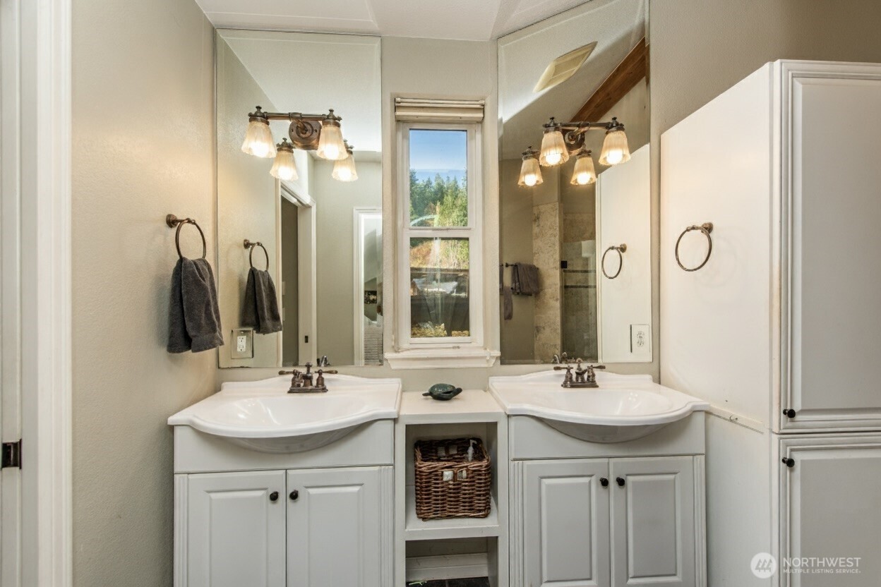 2984 W Sequim Bay Road