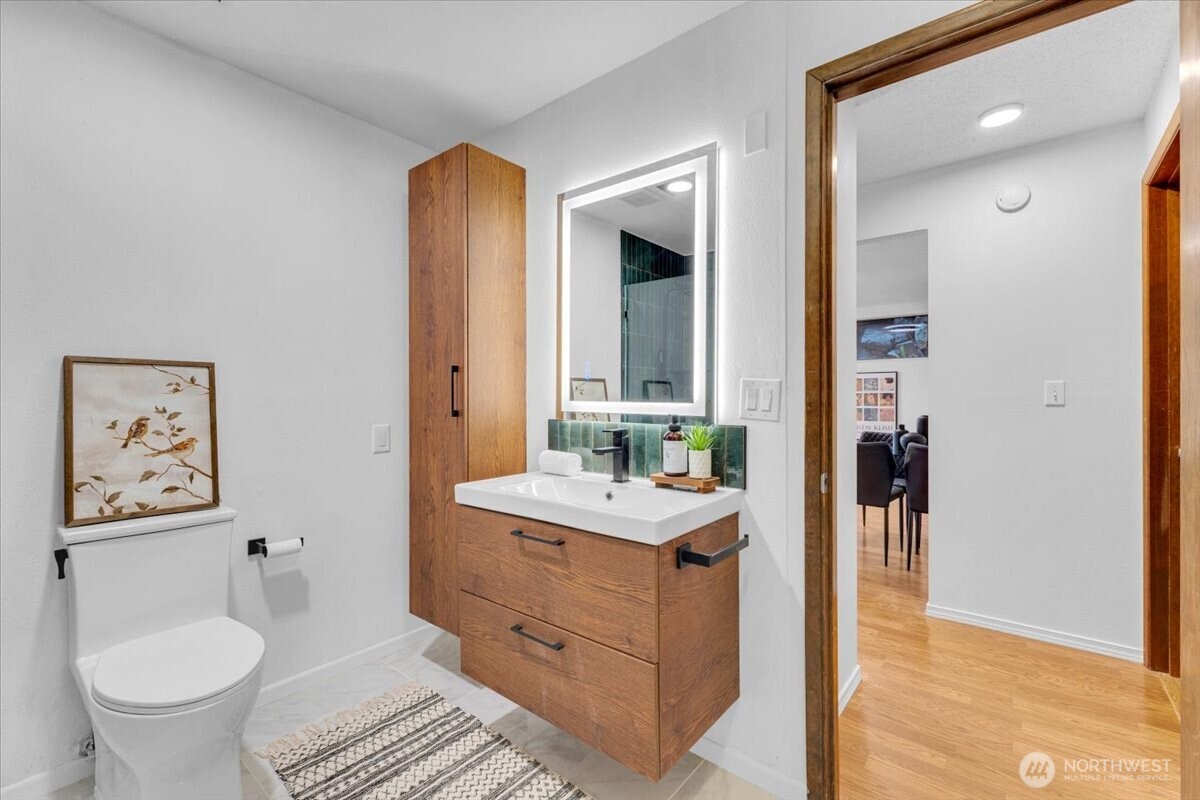 654 W Olympic Place Unit: 101