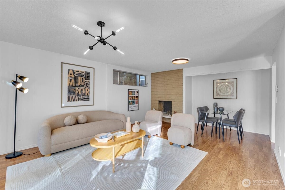 654 W Olympic Place Unit: 101