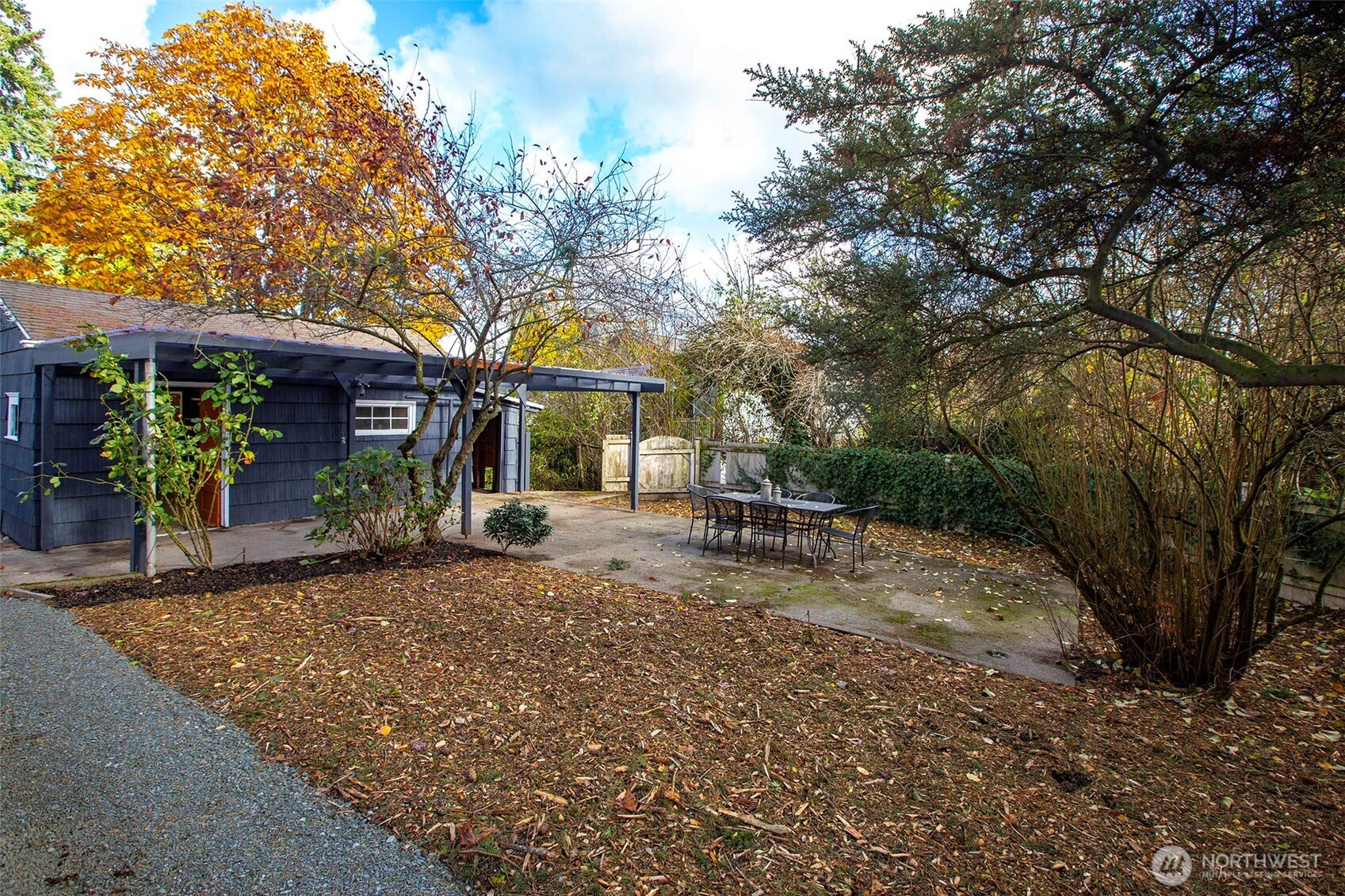 9016 Corliss Avenue N