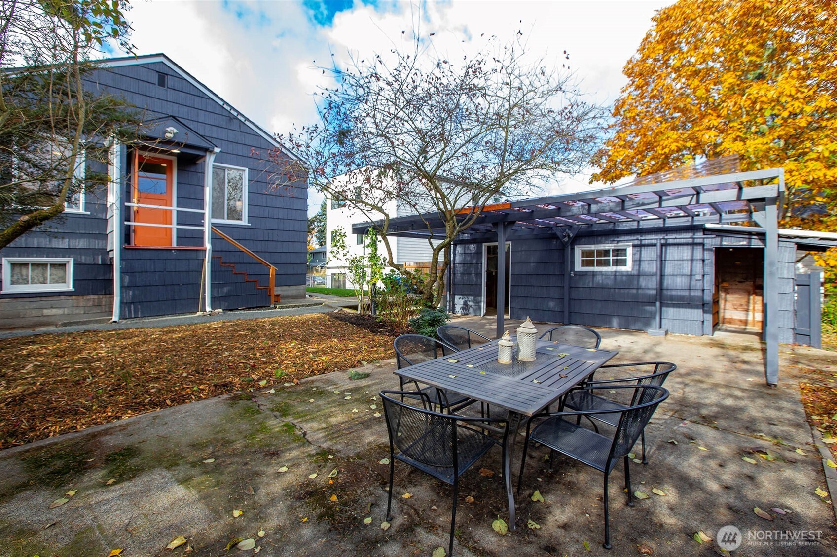 9016 Corliss Avenue N