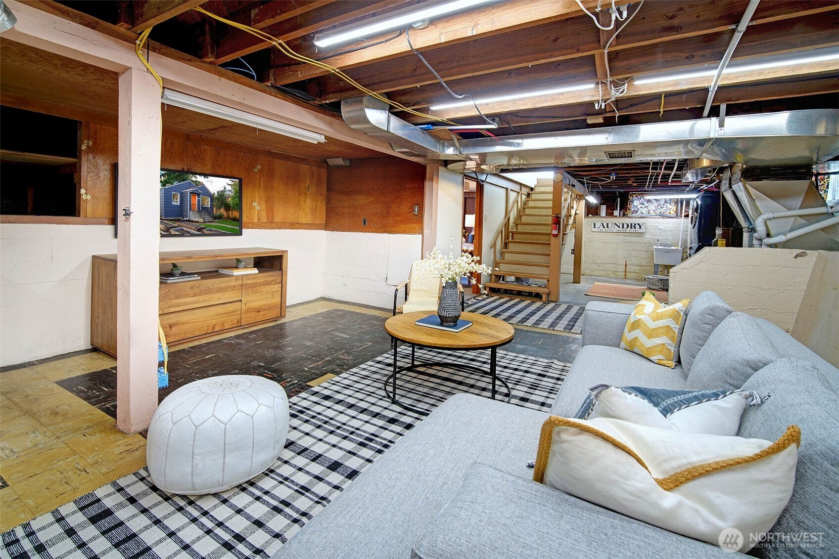 9016 Corliss Avenue N