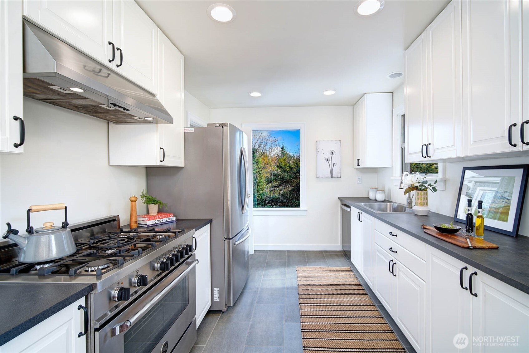 9016 Corliss Avenue N