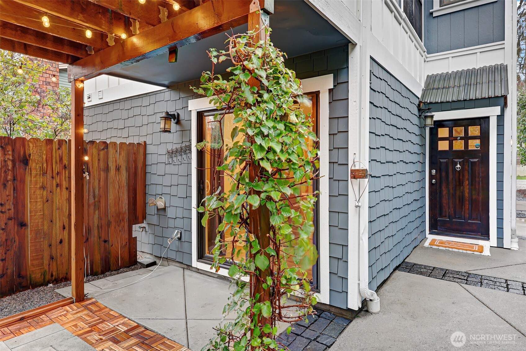 9005 Fremont Avenue N Unit: A