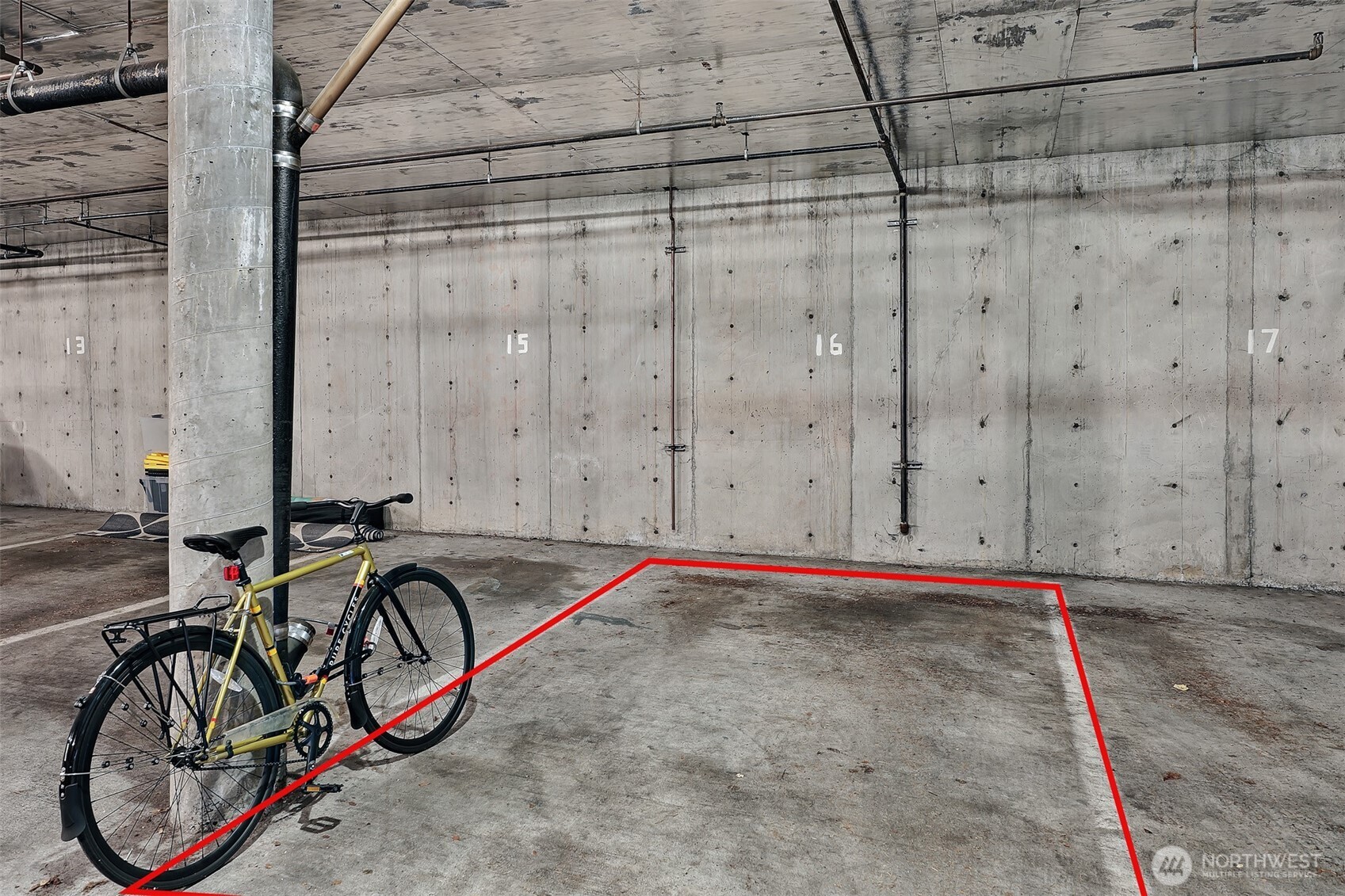 2512 E Madison Street Unit: 401