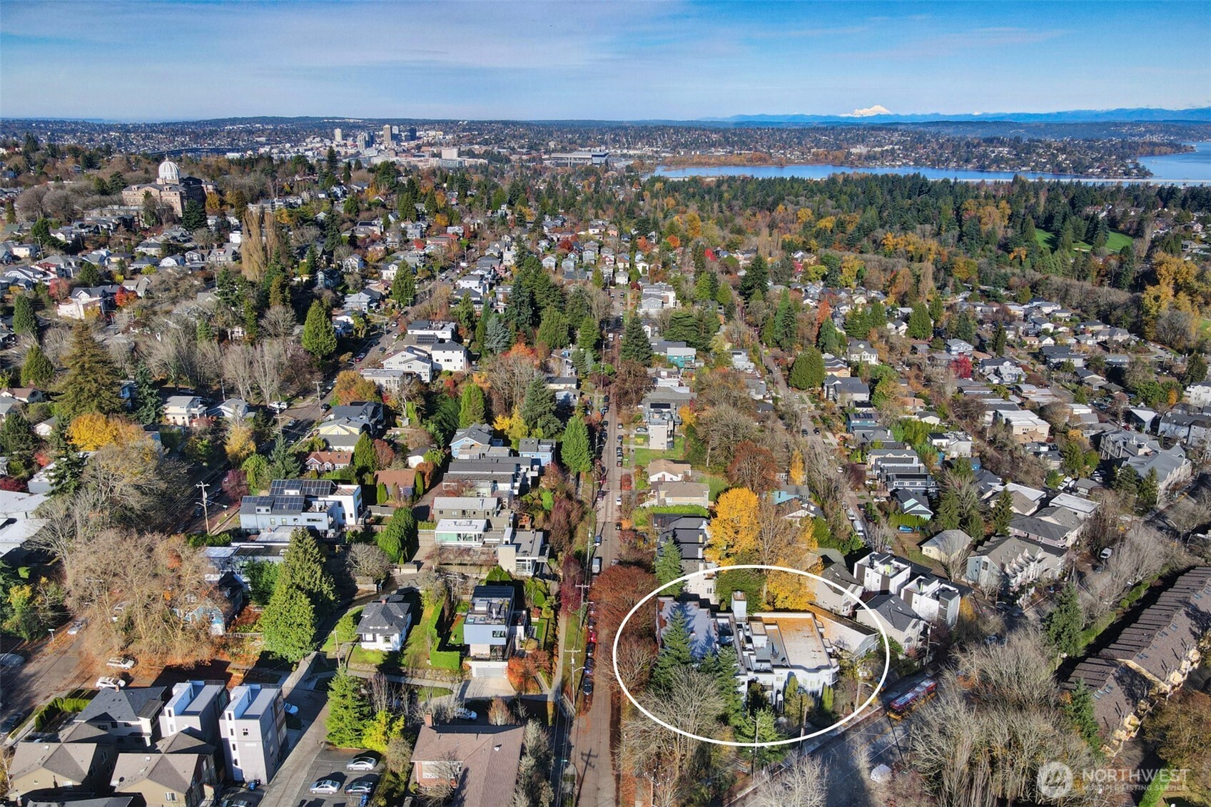 2512 E Madison Street Unit: 401