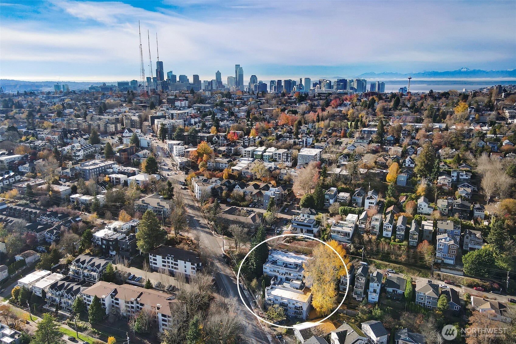 2512 E Madison Street Unit: 401