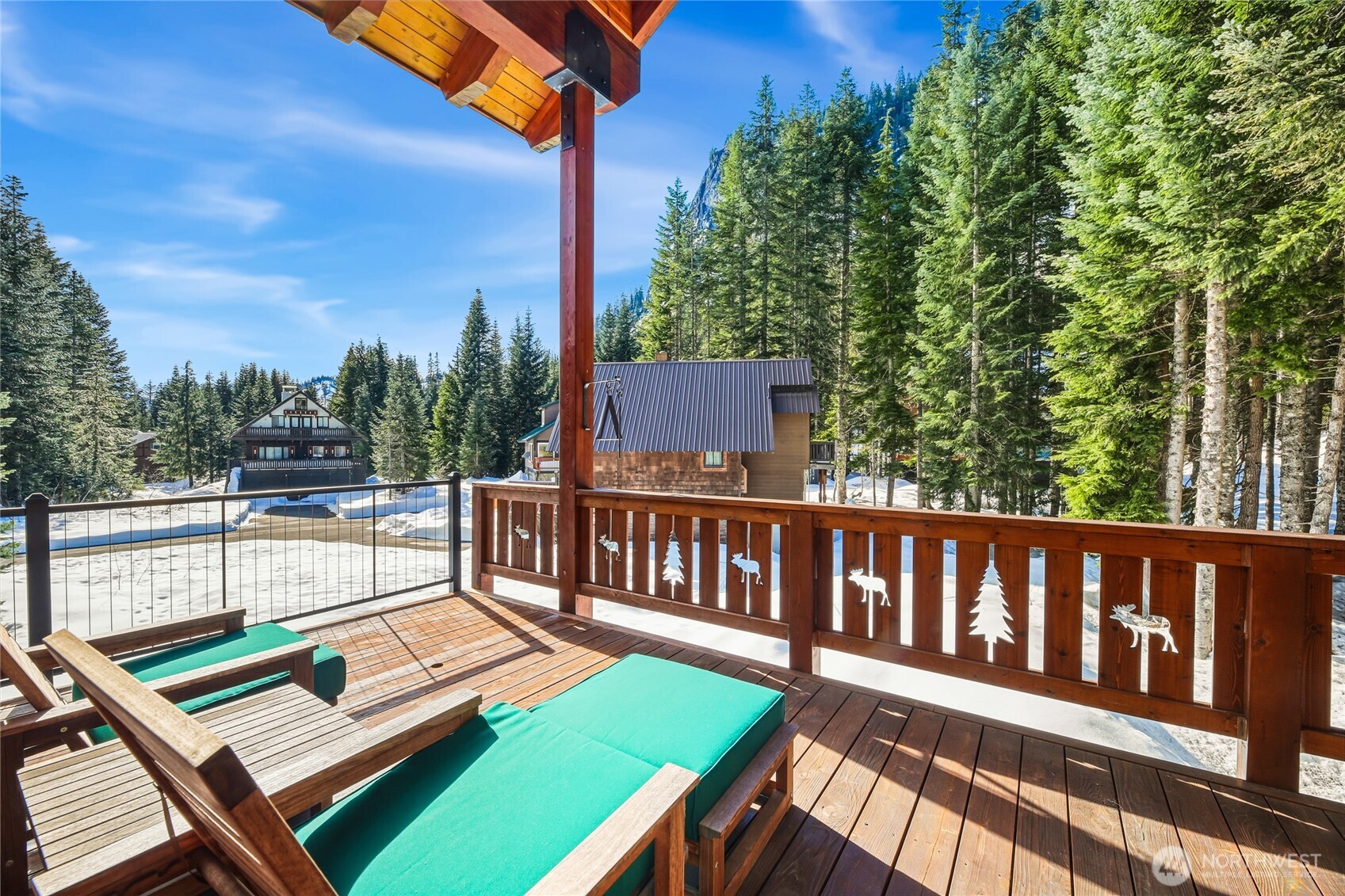 27 Alpental Strasse