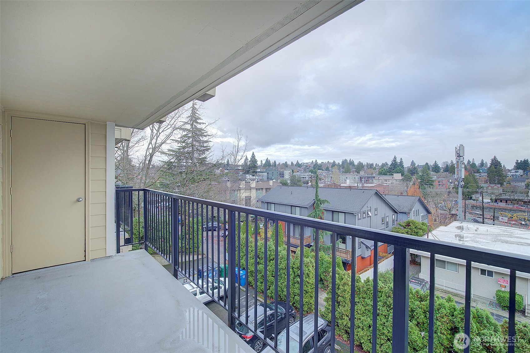 3890 Whitman Avenue N Unit: 301